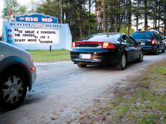 S.C. drive-in theater wins - www.scliving.coop