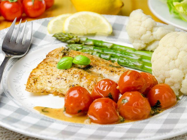 Sauteed-fish-with-cherry-tomato-sauce.png