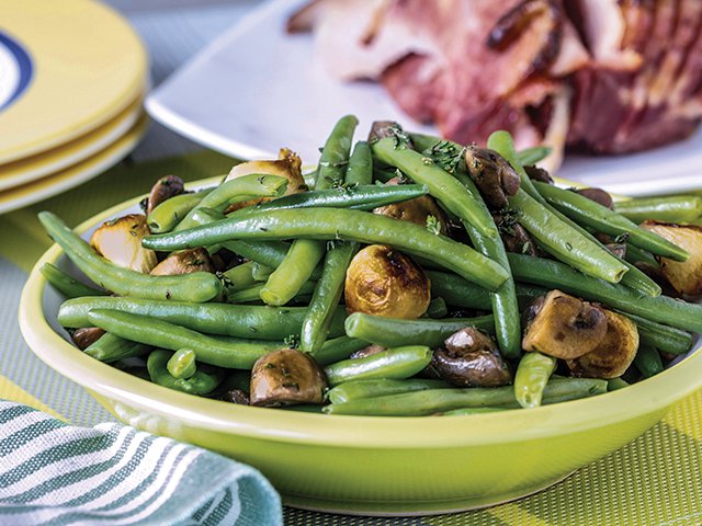 Recipe-0321-Sauteed Green Beans with Caramelized Shallots and Mushrooms(8)-by-Gwe╠ünae╠êl-Le-Vot.jpg