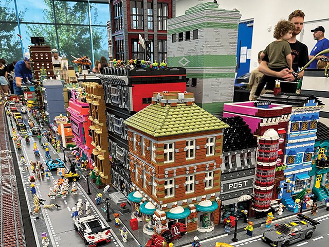 Pick-a-Brick-City-SC-Bricks-Collaborative-Lego-Build-Simpsonville-Keith-Phillips.png