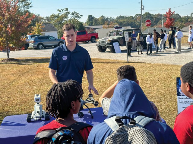 Robotics-STEM-Education-Demonstration-Outdoor-Youth-Keith-Phillips.png